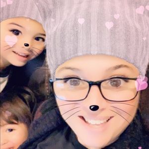 Meet your Posher, Andrea